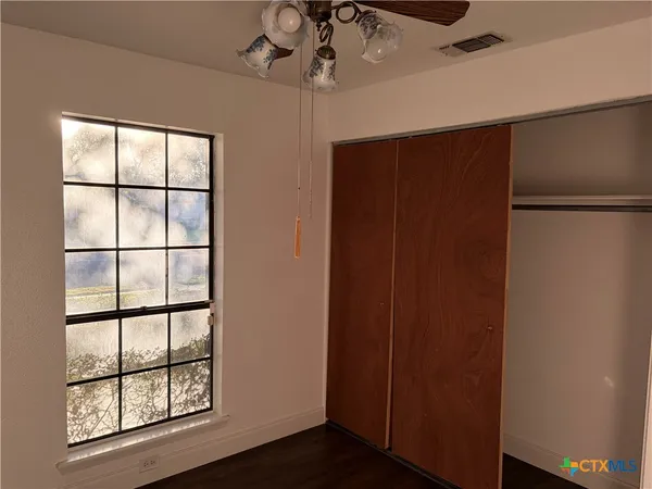 $235,000 | 108 Queenswood Trail, Victoria, TX 77901