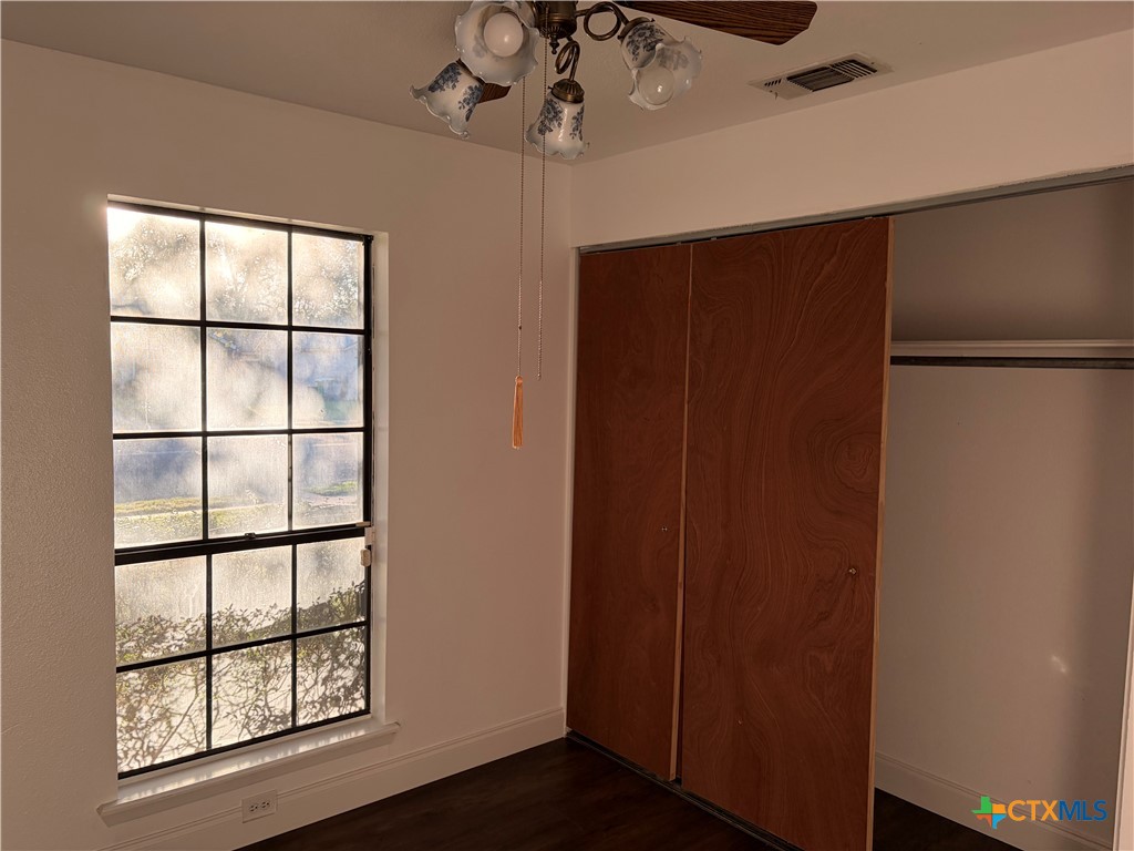 108 Queenswood Trail Victoria, TX 77901 - Photo 5 of 19