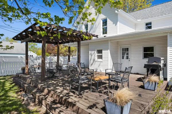 $174,990 | 416 West Butternut Street, Elmwood, IL 61529