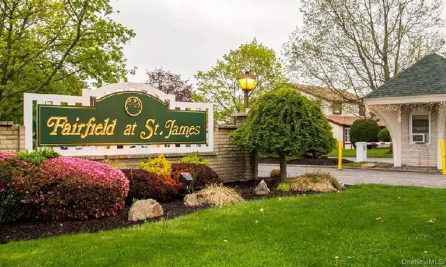 a view of a park that has sign board