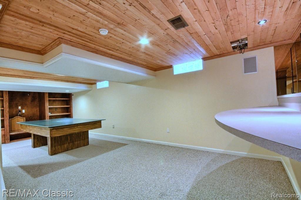 3205 Hedgewood Lane Rochester, MI 48309 - Photo 22 of 32 Finished_Lower_Level_l.jpg