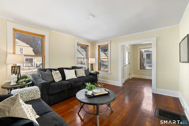 $185,000 | 148 Cooper Hill Street, Unit 148, Manchester, CT 06040