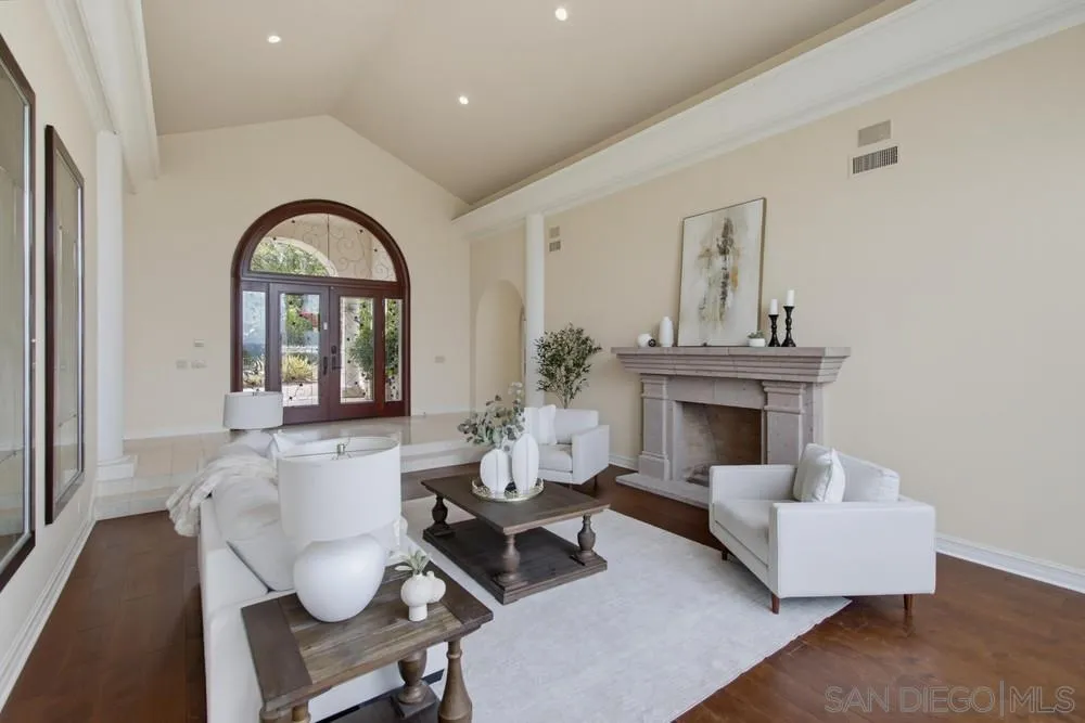 18103 Via Ascenso Rancho Santa Fe, CA 92067 - Photo 6 of 71