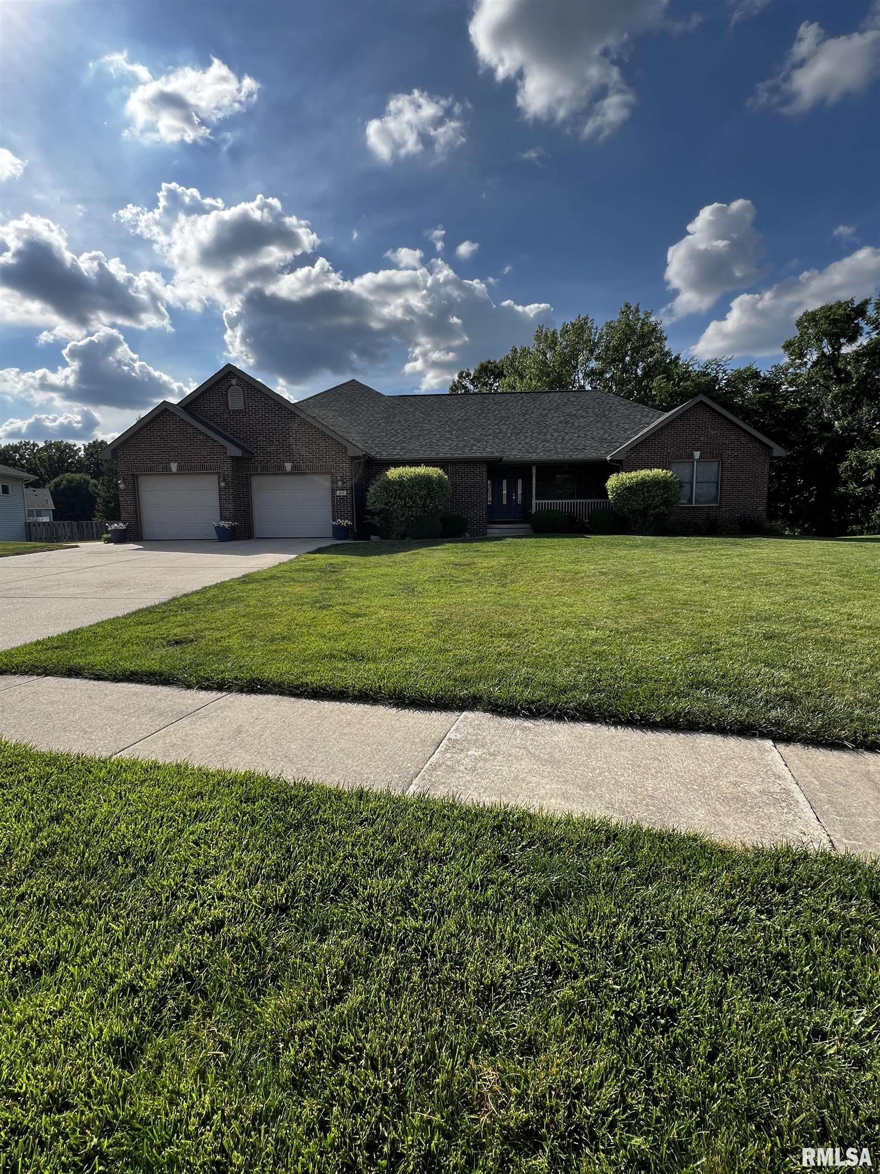 415 Spring Ridge Rochester, IL 62563 - Photo 1 of 2
