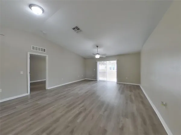 $1,629 | Undisclosed Address, Winter Haven, FL 33880