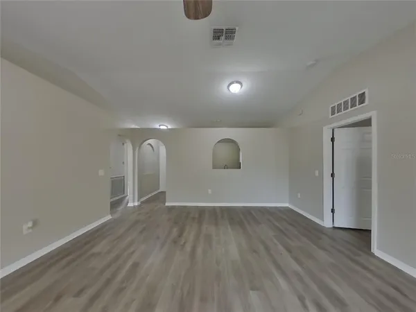 $1,629 | Undisclosed Address, Winter Haven, FL 33880