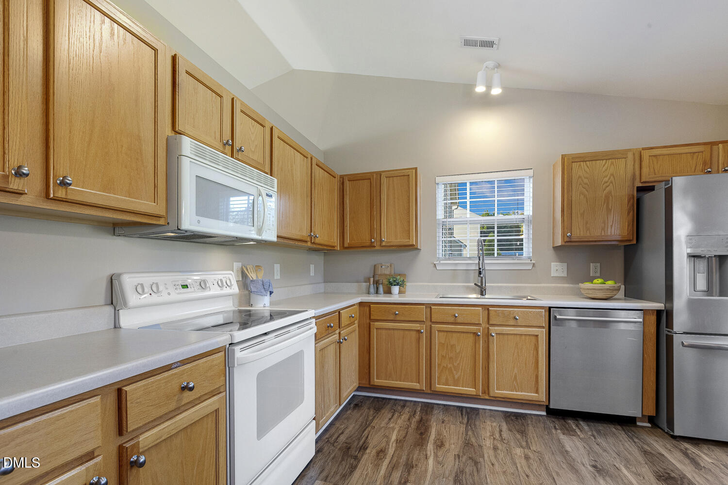 1753 East Ridge Heights Drive Fuquay-Varina, NC 27526 - Photo 14 of 42 018