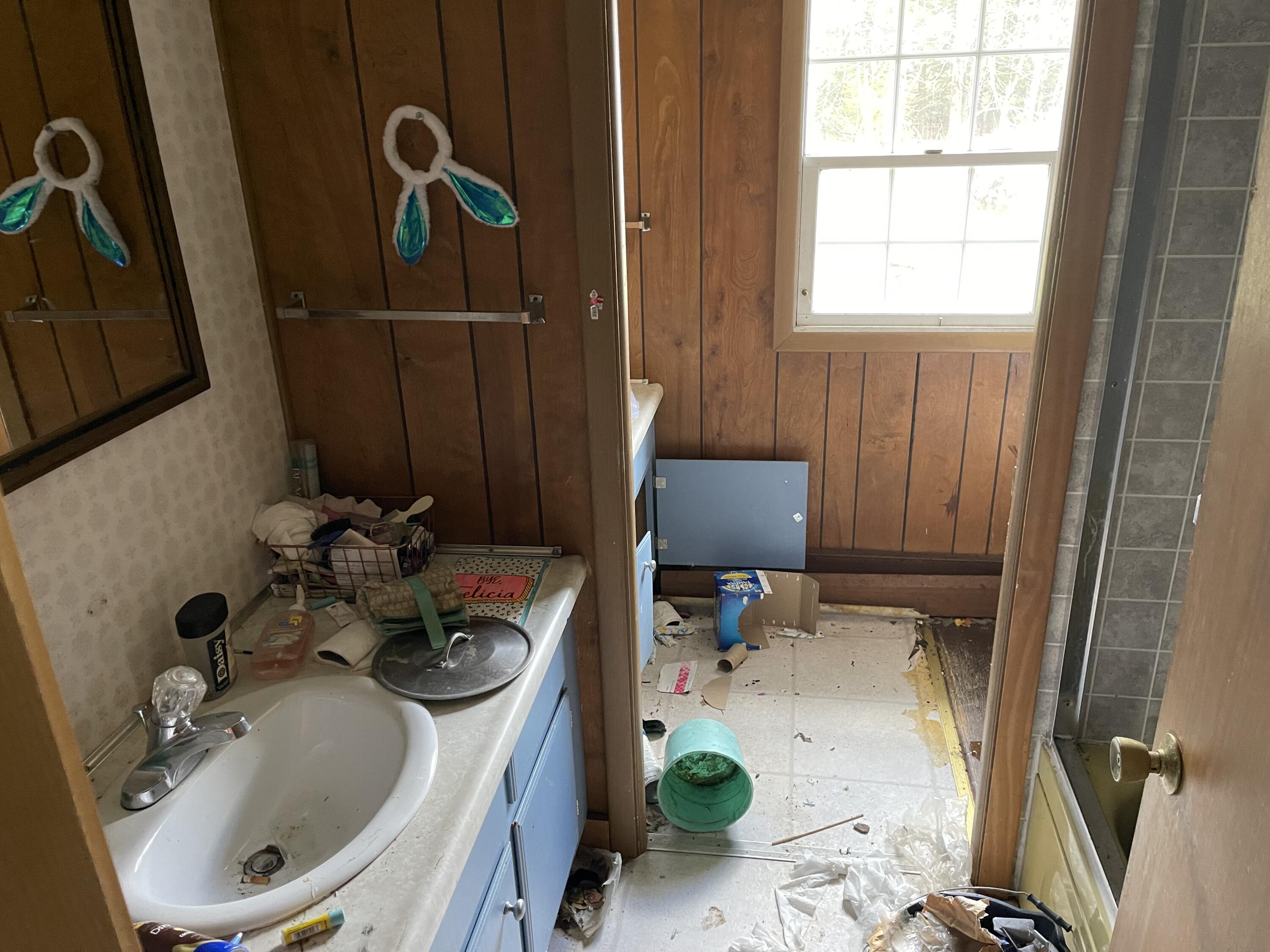 421 Washington Road Jefferson, ME 04348 - Photo 9 of 10