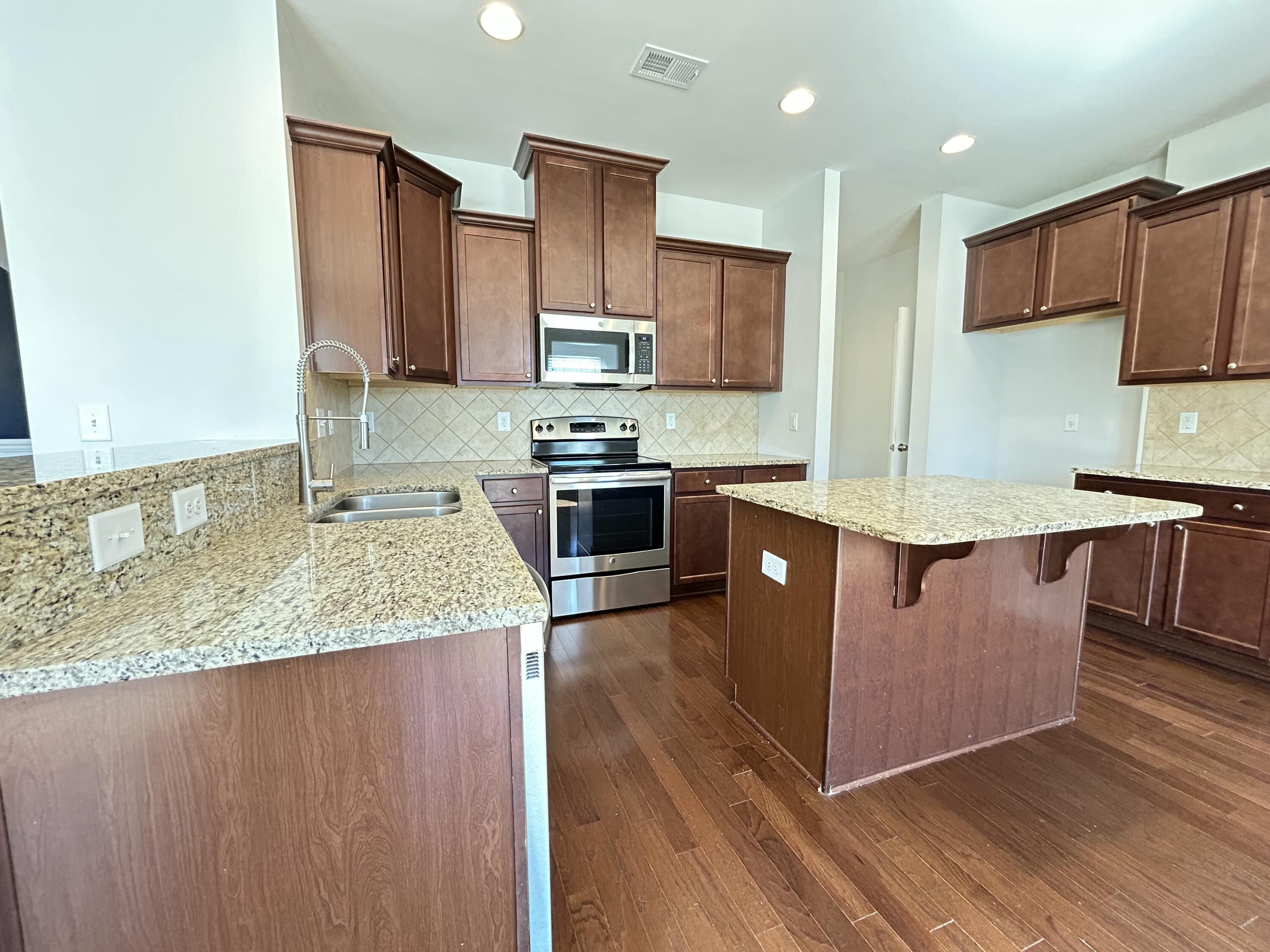 3072 Adventure Way Ladson, SC 29456 - Photo 10 of 28 tempImagevVxDao