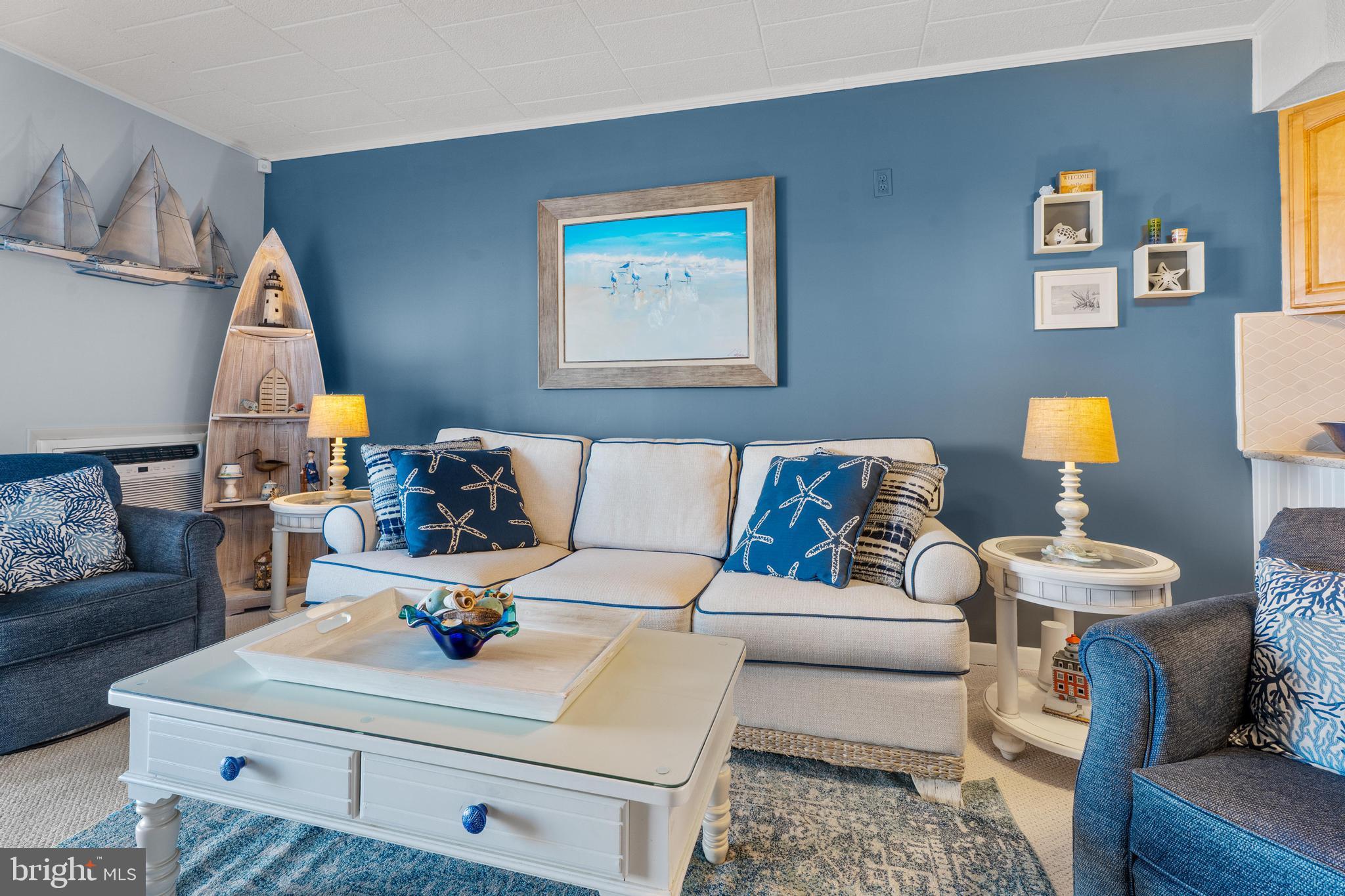 745 Mooring Road, Unit 202 Ocean City, MD 21842 - Photo 16 of 62 Living Room