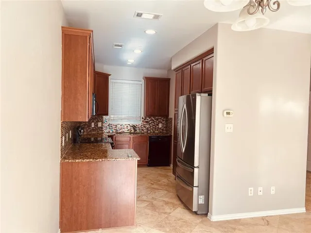 $2,100 | 706 South Jupiter Road, Unit 1103, Allen, TX 75002