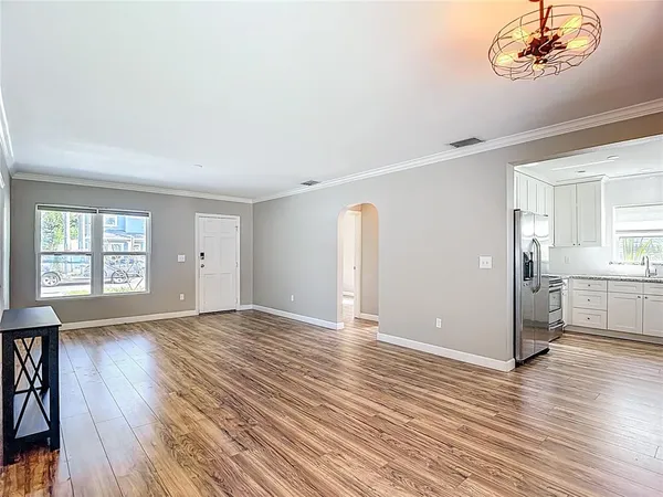 $2,190 | 104 West Osborne Avenue, Tampa, FL 33603