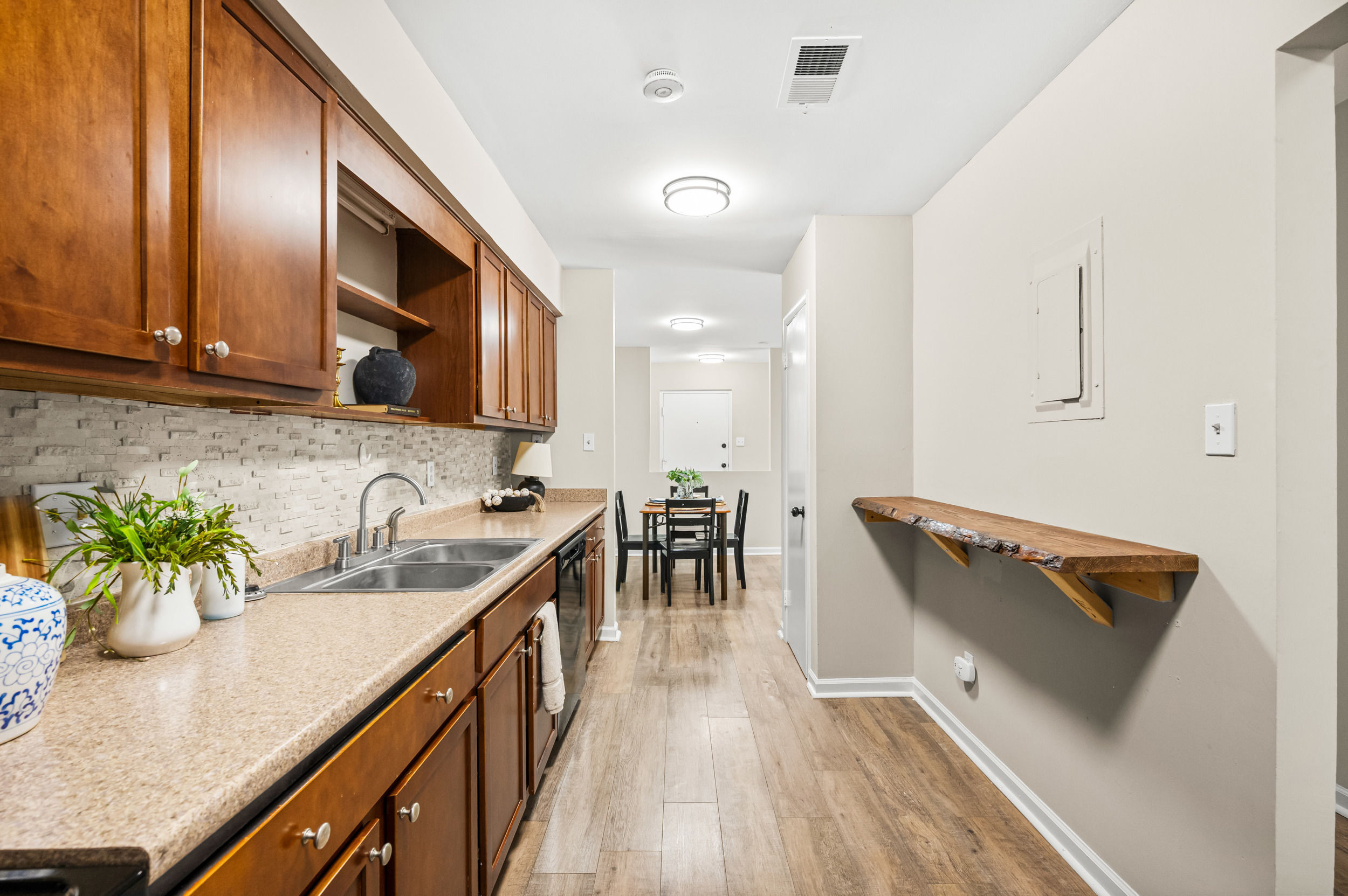 1008 Sandlin Place, Unit A Raleigh, NC 27606 - Photo 15 of 33 18_dsc_5257.jpg