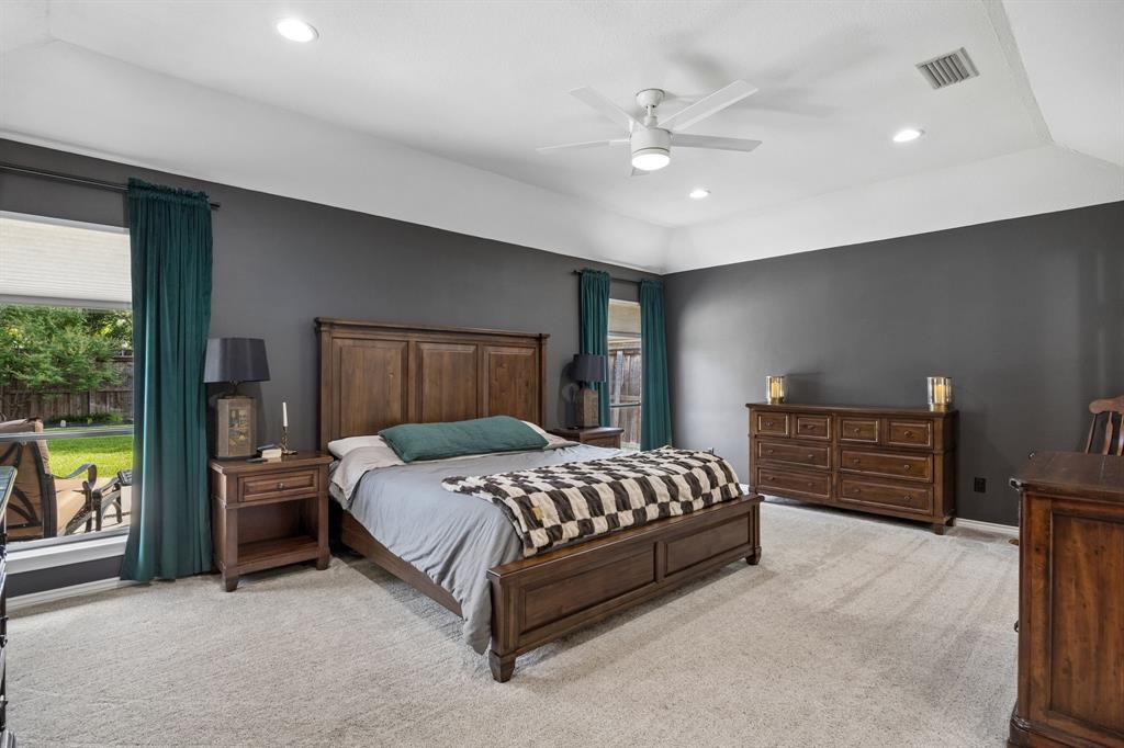 8839 Kingsley Road Dallas, TX 75231 - Photo 18 of 36 Gallery Image 18