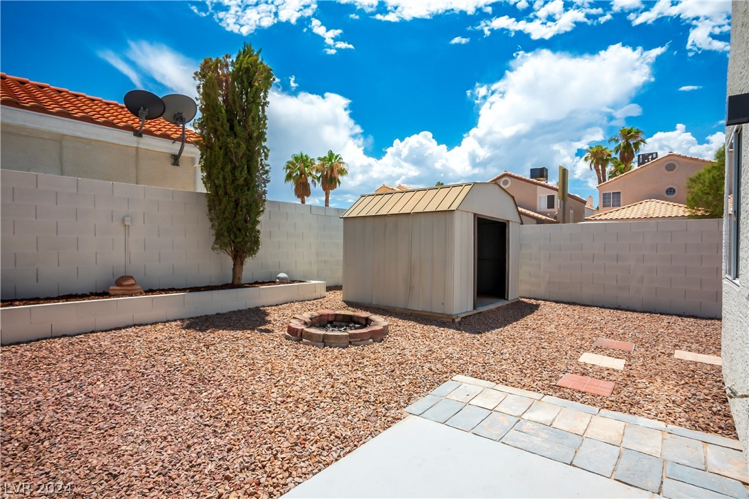 8213 Streamer Circle Las Vegas, NV 89145 - Photo 32 of 36