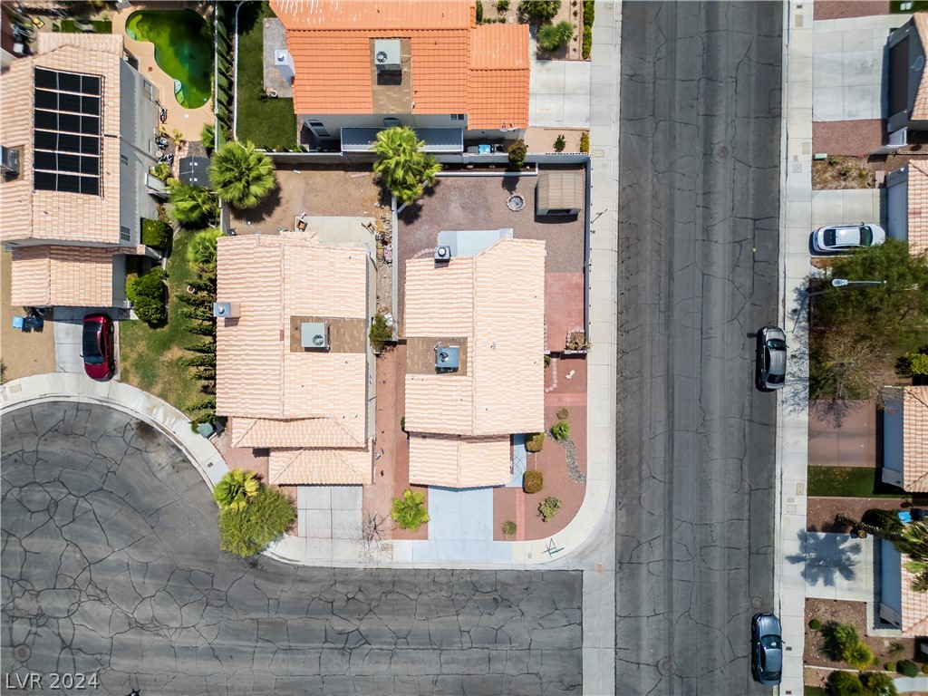 8213 Streamer Circle Las Vegas, NV 89145 - Photo 9 of 36