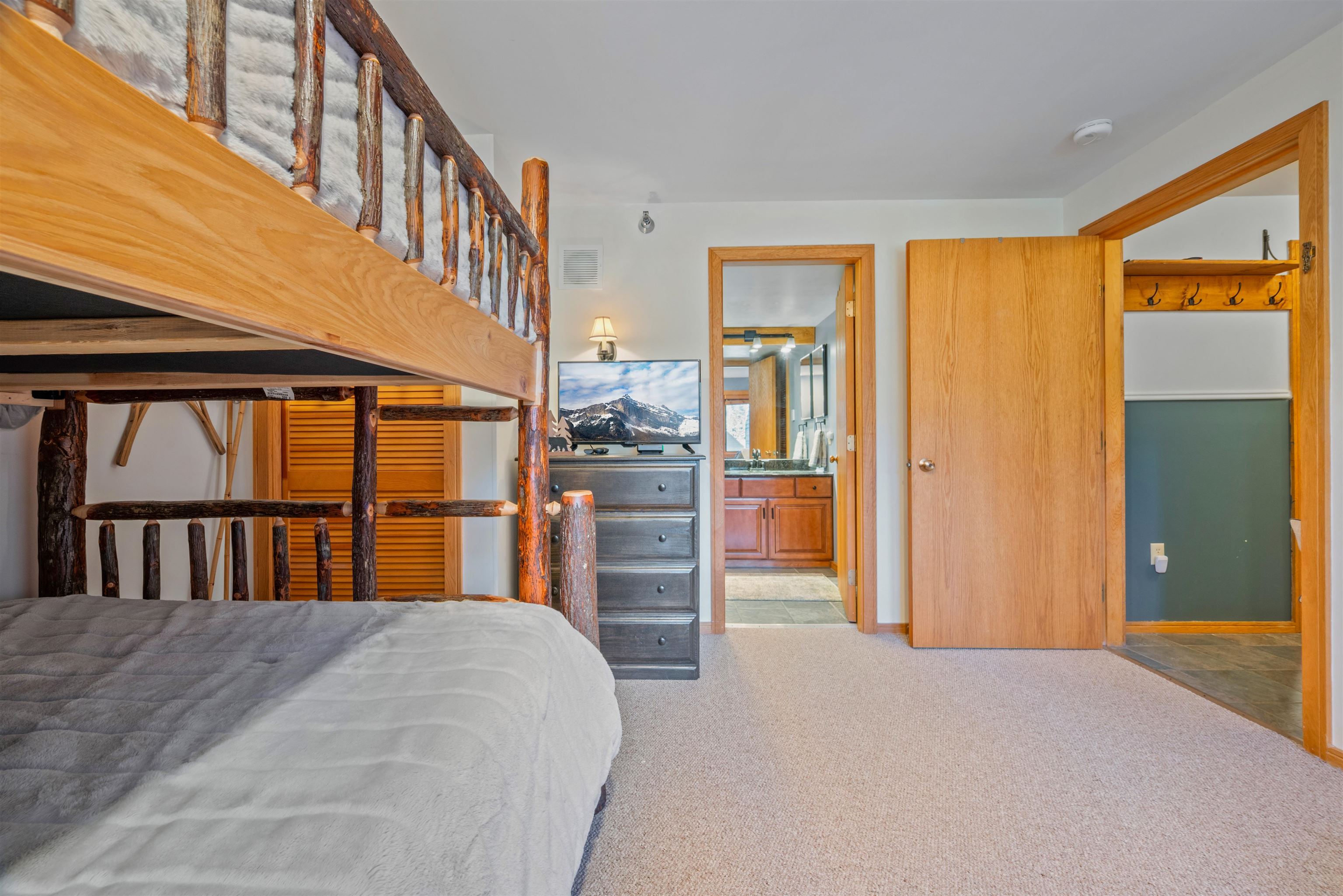 19 High Ridge Road, Unit A10 Killington, VT 05751 - Photo 21 of 42