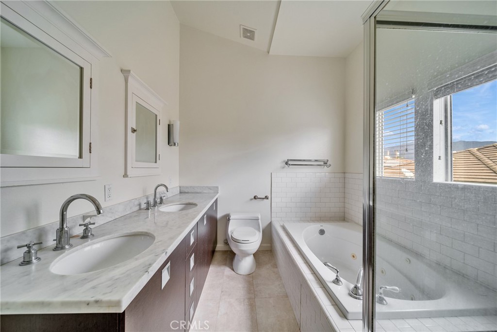 825 West Duarte Road, Unit C Monrovia, CA 91016 - Photo 21 of 22 Gallery Image 21