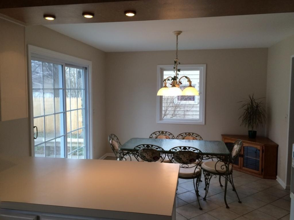 1425 Northampton Road Kalamazoo, MI 49006 - Photo 6 of 24 IMG_1505
