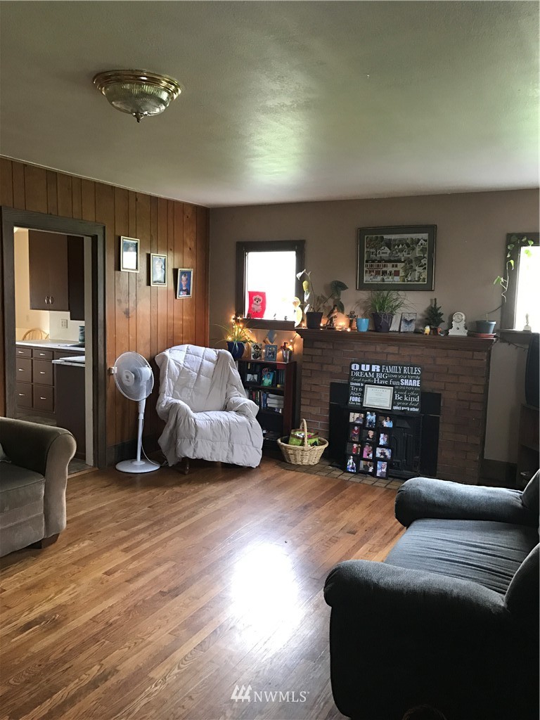 55 Southwest 17th Street Chehalis, WA 98532 - Photo 3 of 14