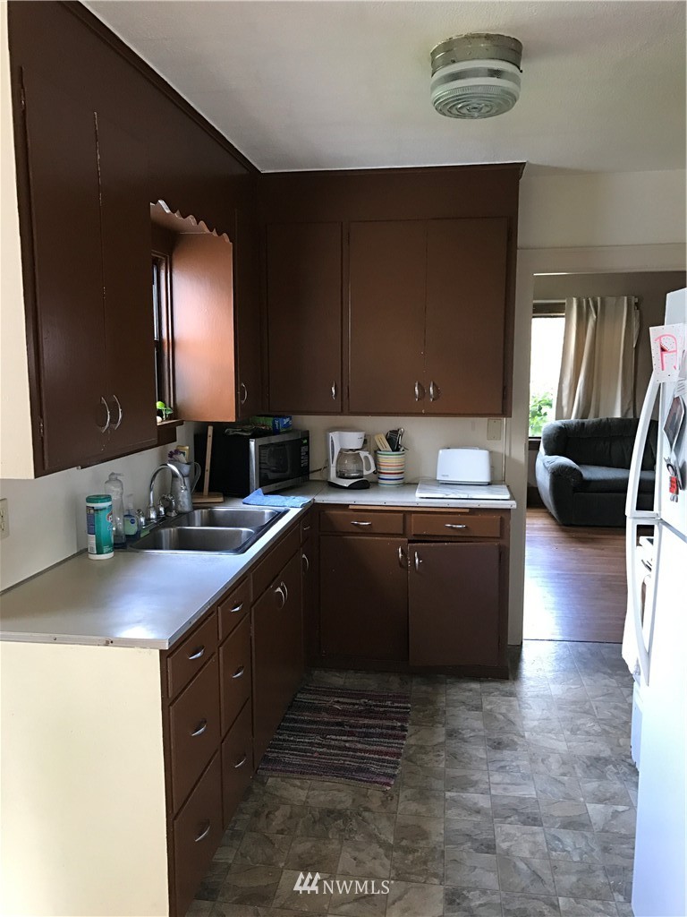 55 Southwest 17th Street Chehalis, WA 98532 - Photo 5 of 14