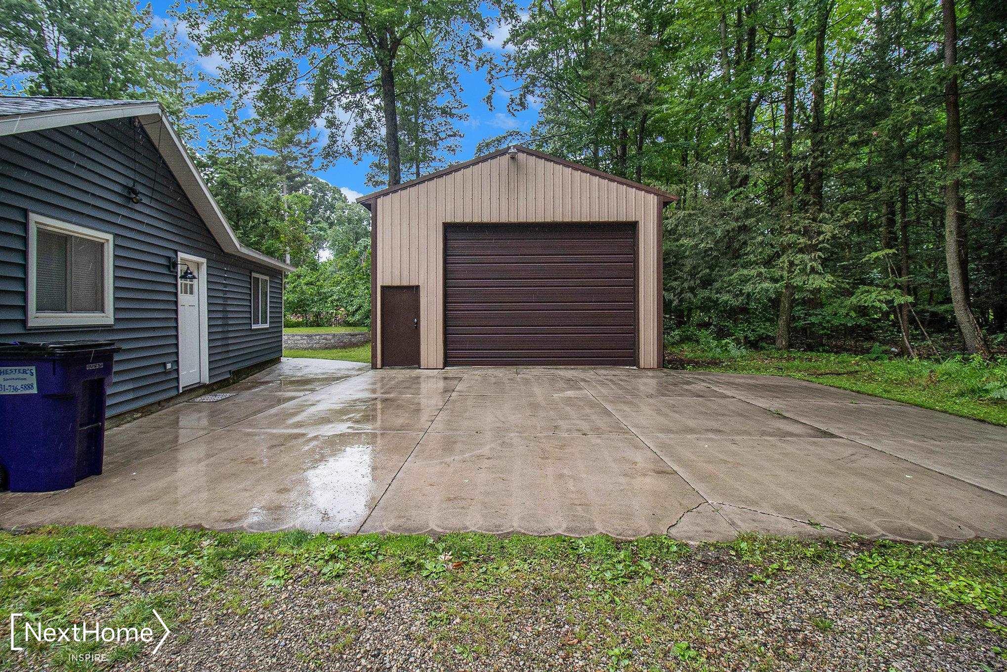 8653 West Duck Road Mears, MI 49436 - Photo 30 of 36 50147385-fbdb8b9b-f34b-41c0-a157-9fdee9126bf1.JPG