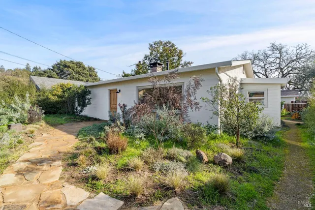 $795,000 | 601 Baines Avenue, Sonoma, CA 95476