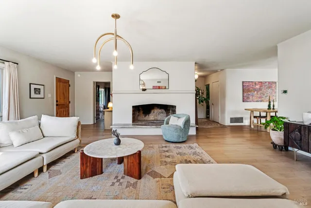 $795,000 | 601 Baines Avenue, Sonoma, CA 95476