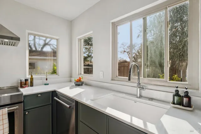 $795,000 | 601 Baines Avenue, Sonoma, CA 95476