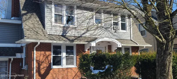 $2,000 | 618 King Street, Stroudsburg, PA 18360