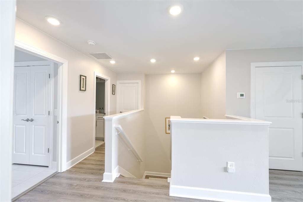16320 Hidden Oak Loop Bradenton, FL 34211 - Photo 39 of 56 a view of kitchen with wooden floor