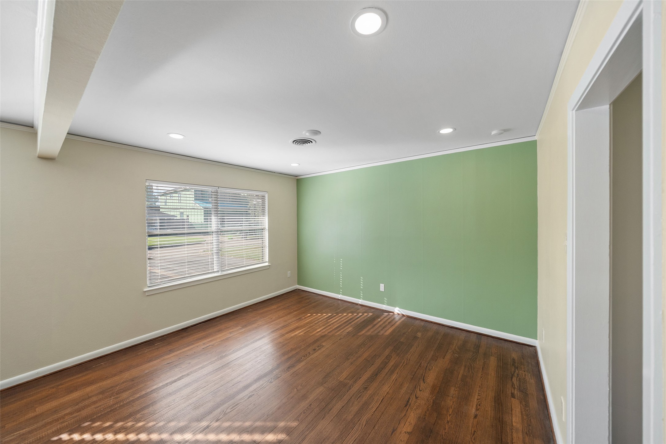 4614 Merwin Street Houston, TX 77027 - Photo 11 of 49 Dining Room - virtually staged