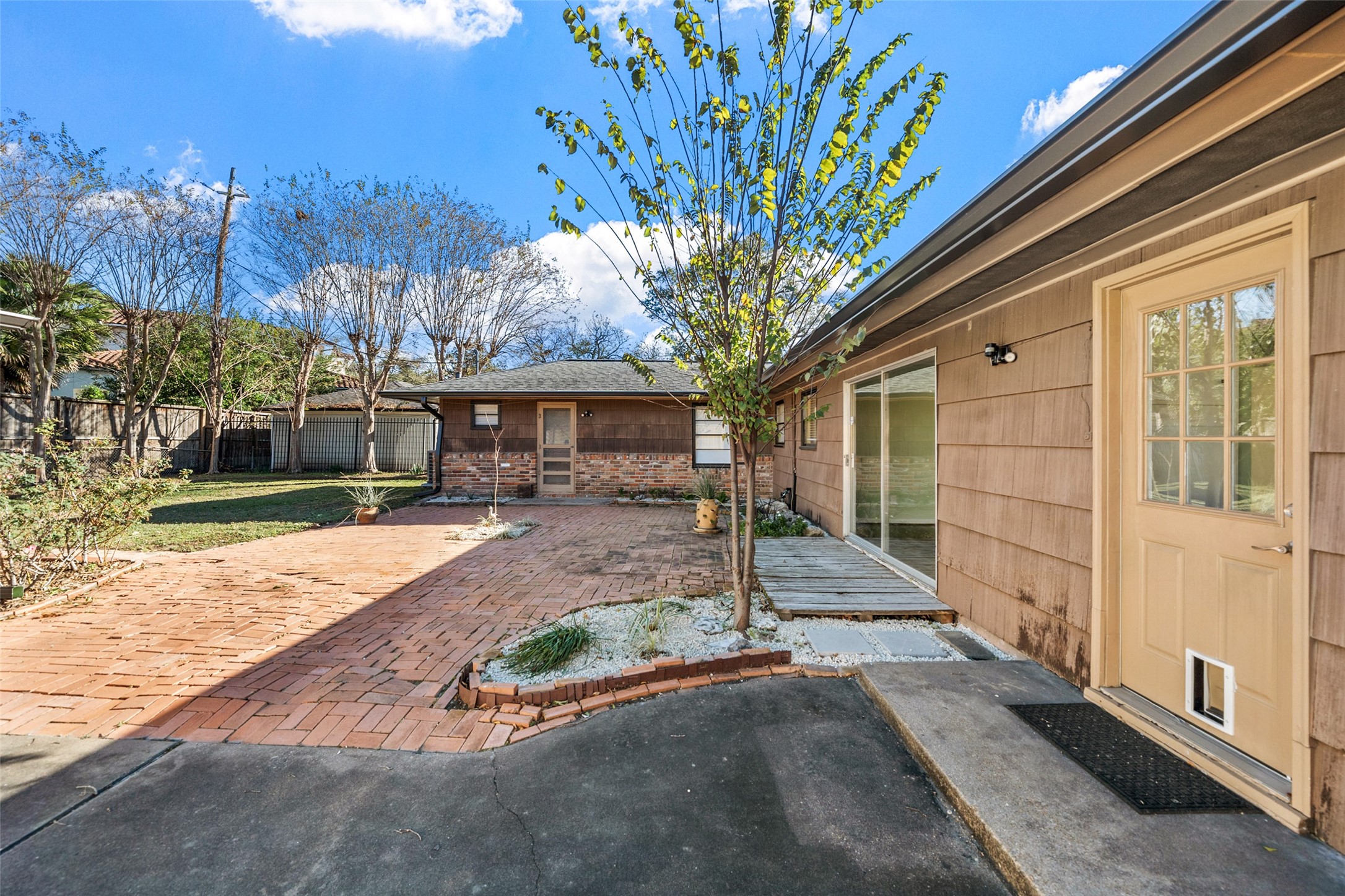 4614 Merwin Street Houston, TX 77027 - Photo 32 of 49 Backyard - view 1