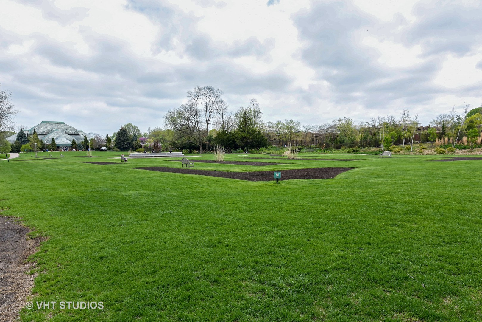 401 West Webster Avenue, Unit 502 Chicago, IL 60614 - Photo 11 of 12 a view of a golf course