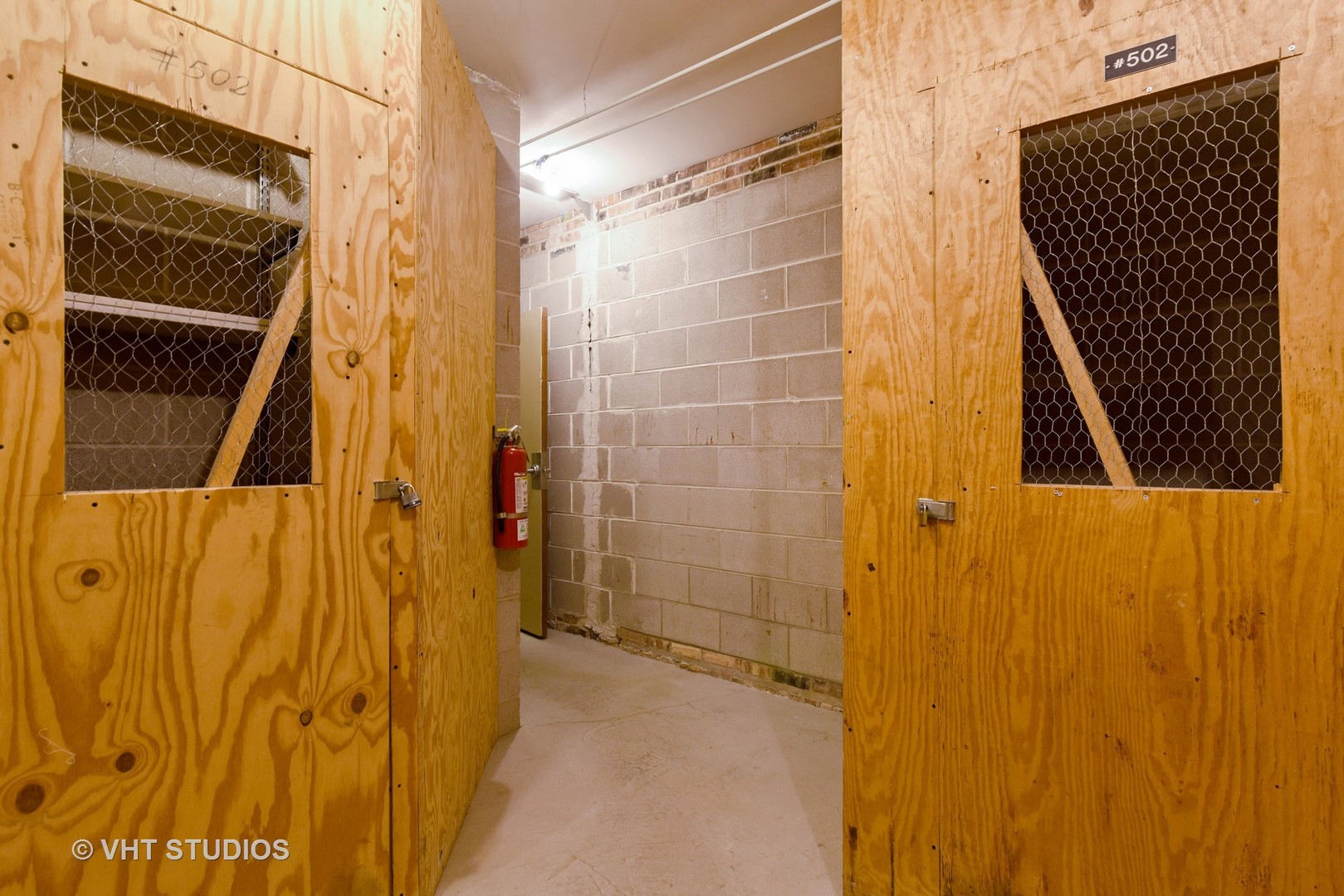 401 West Webster Avenue, Unit 502 Chicago, IL 60614 - Photo 10 of 12 a bathroom with a shower