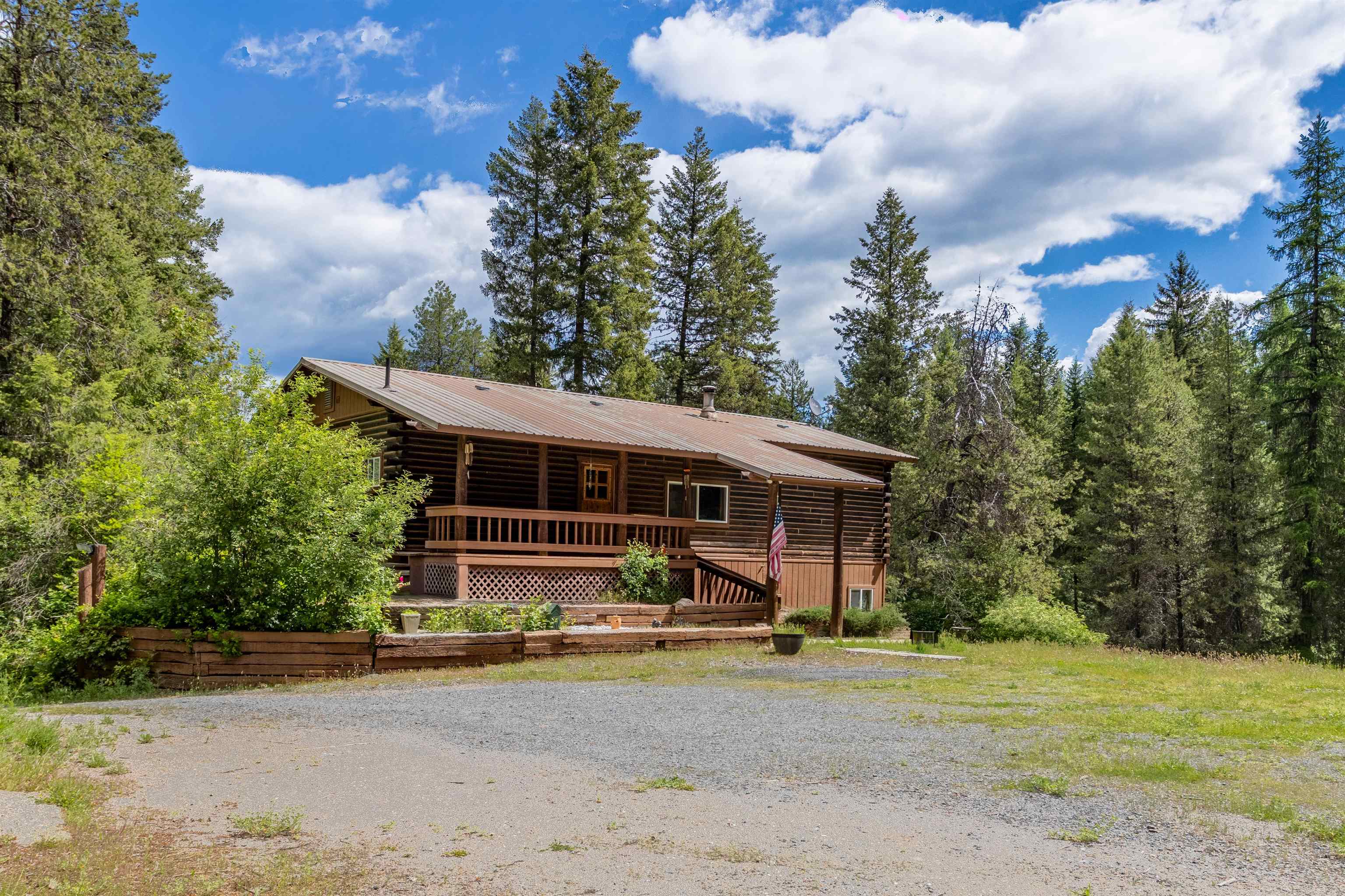 2267 Widow Hawks Road Colville, WA 99114 - Photo 1 of 32