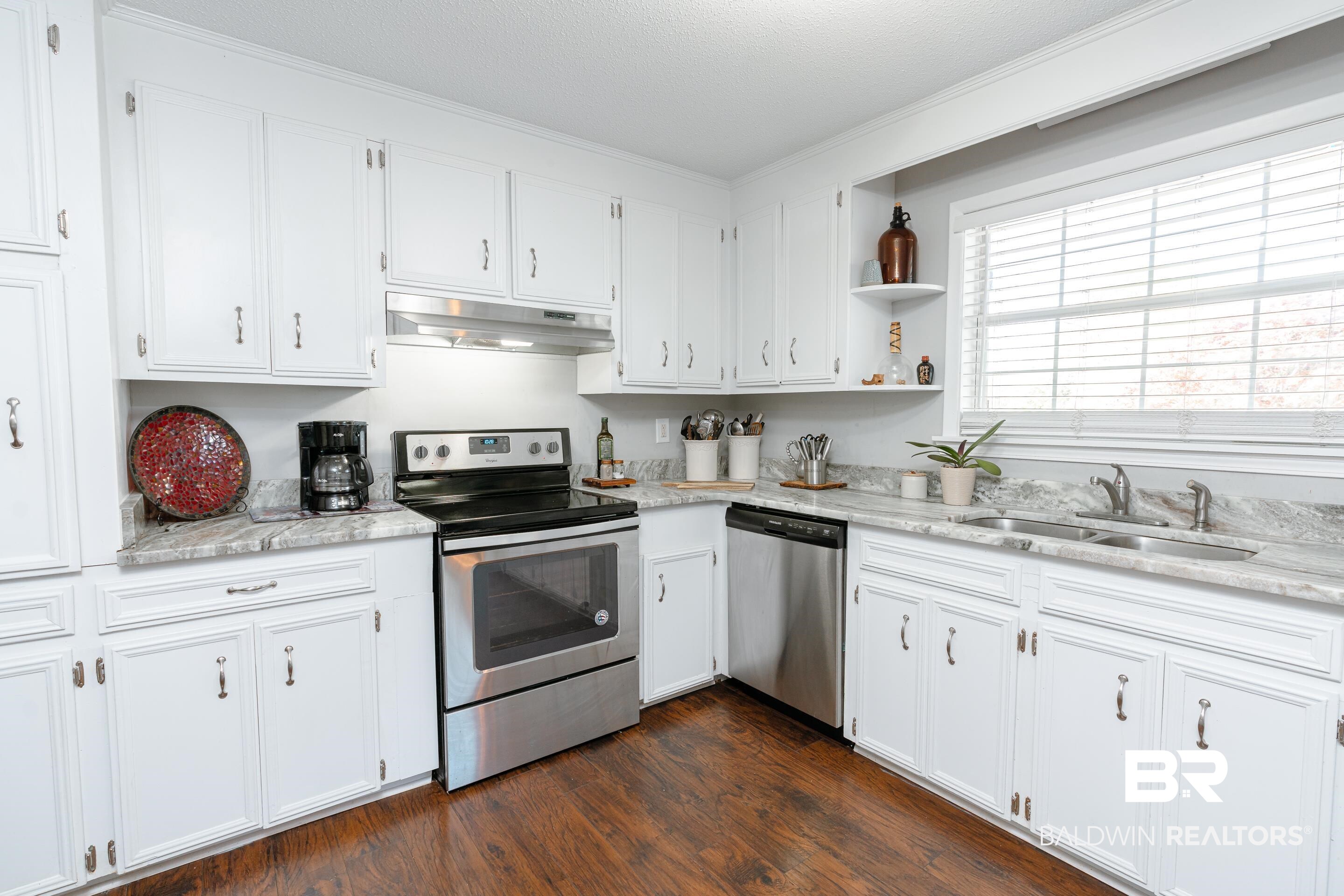 5529 McDonald Road Theodore, AL 36582 - Photo 19 of 46