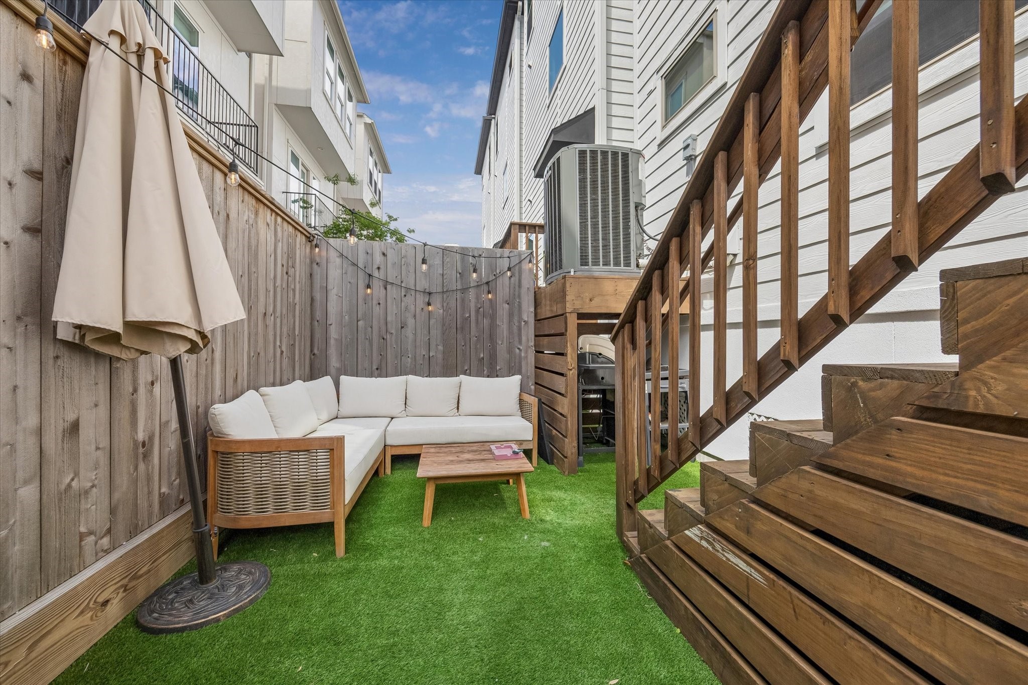 2407 Bevis Street Houston, TX 77008 - Photo 27 of 34