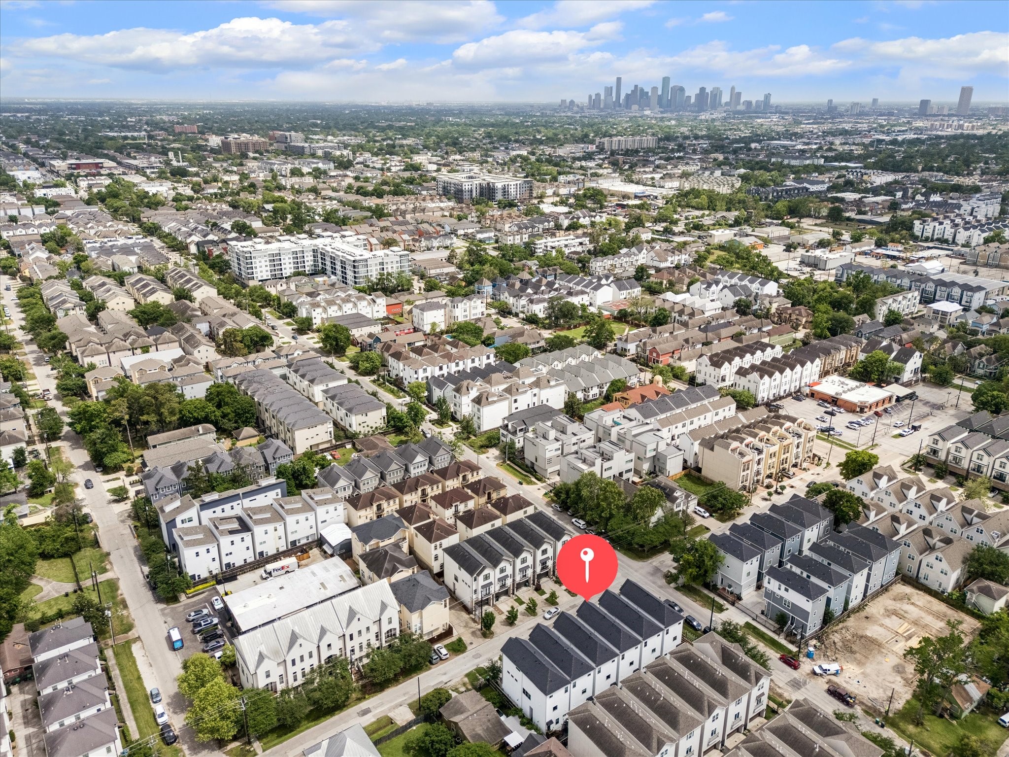 2407 Bevis Street Houston, TX 77008 - Photo 34 of 34 an aerial view of a city
