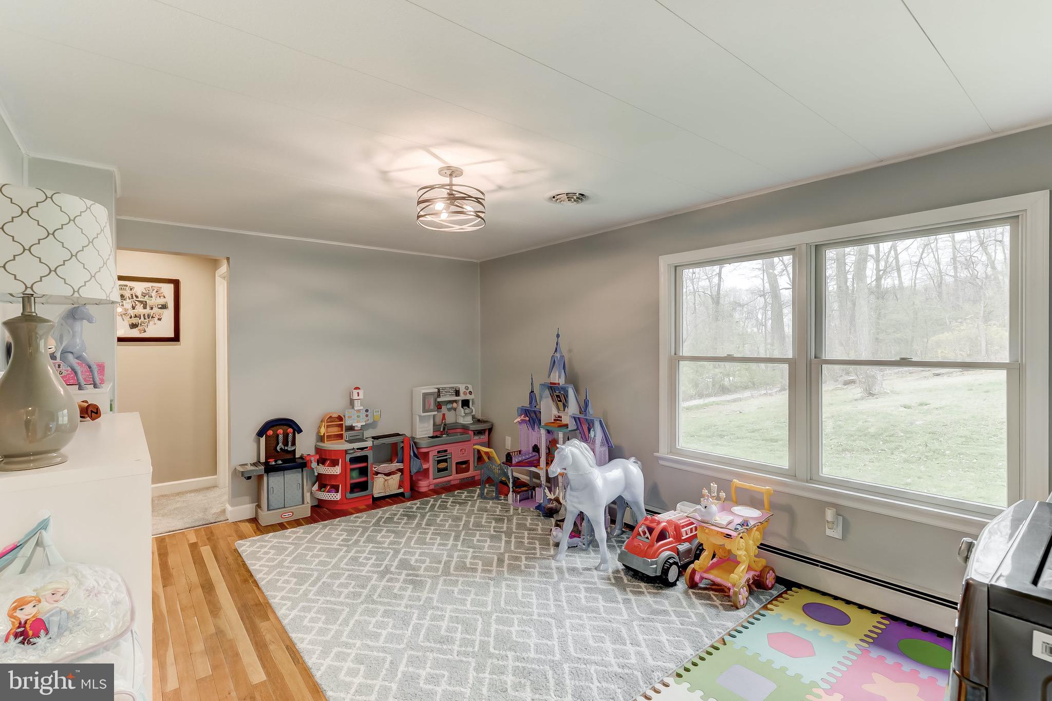 2429 Fairmount Road Hampstead, MD 21074 - Photo 13 of 31