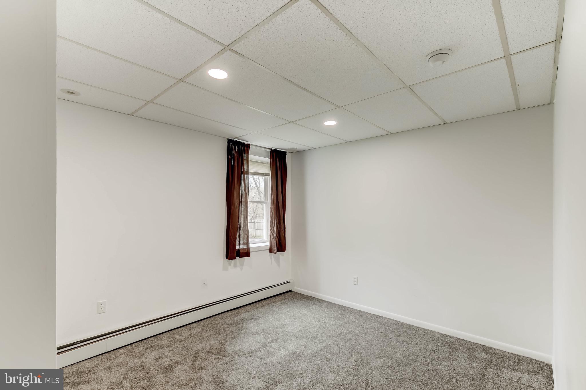 2429 Fairmount Road Hampstead, MD 21074 - Photo 27 of 31 Bedroom 1
