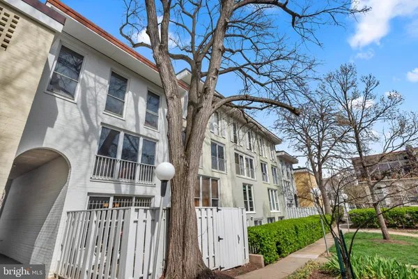 $684,500 | 164 G Street Southwest, Unit 144, Washington, DC 20024