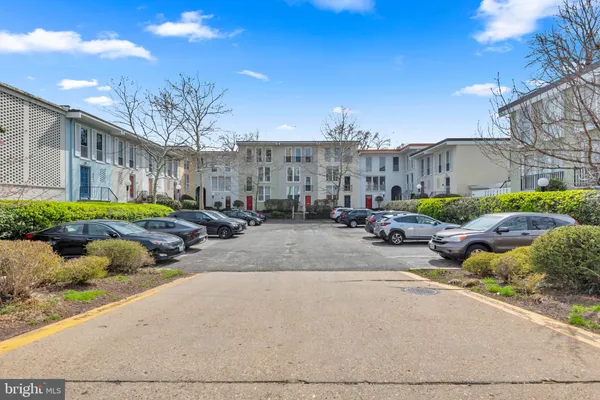 $684,500 | 164 G Street Southwest, Unit 144, Washington, DC 20024