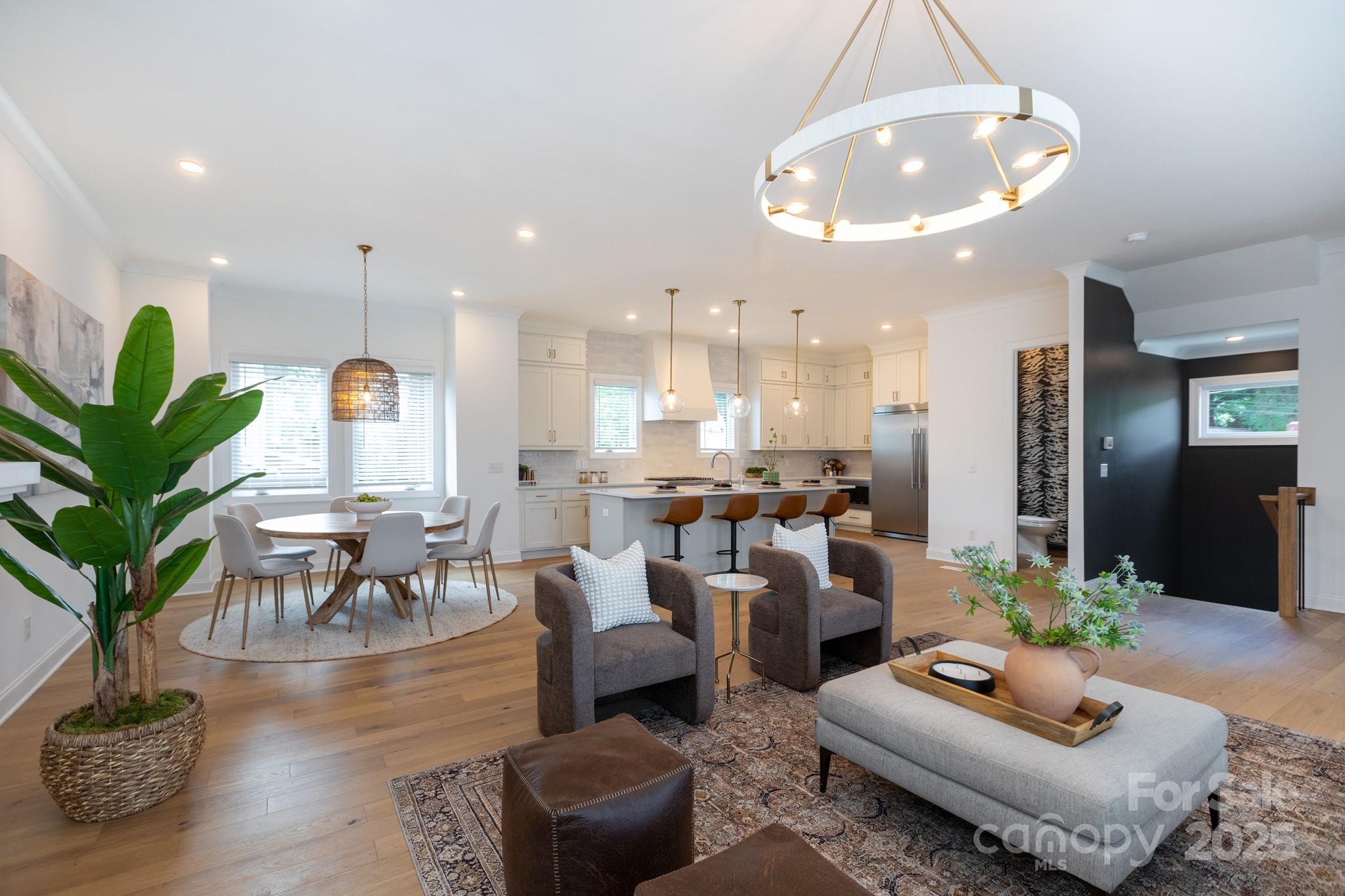 4203 Walker Road Charlotte, NC 28211 - Photo 3 of 48 Gallery Image 3