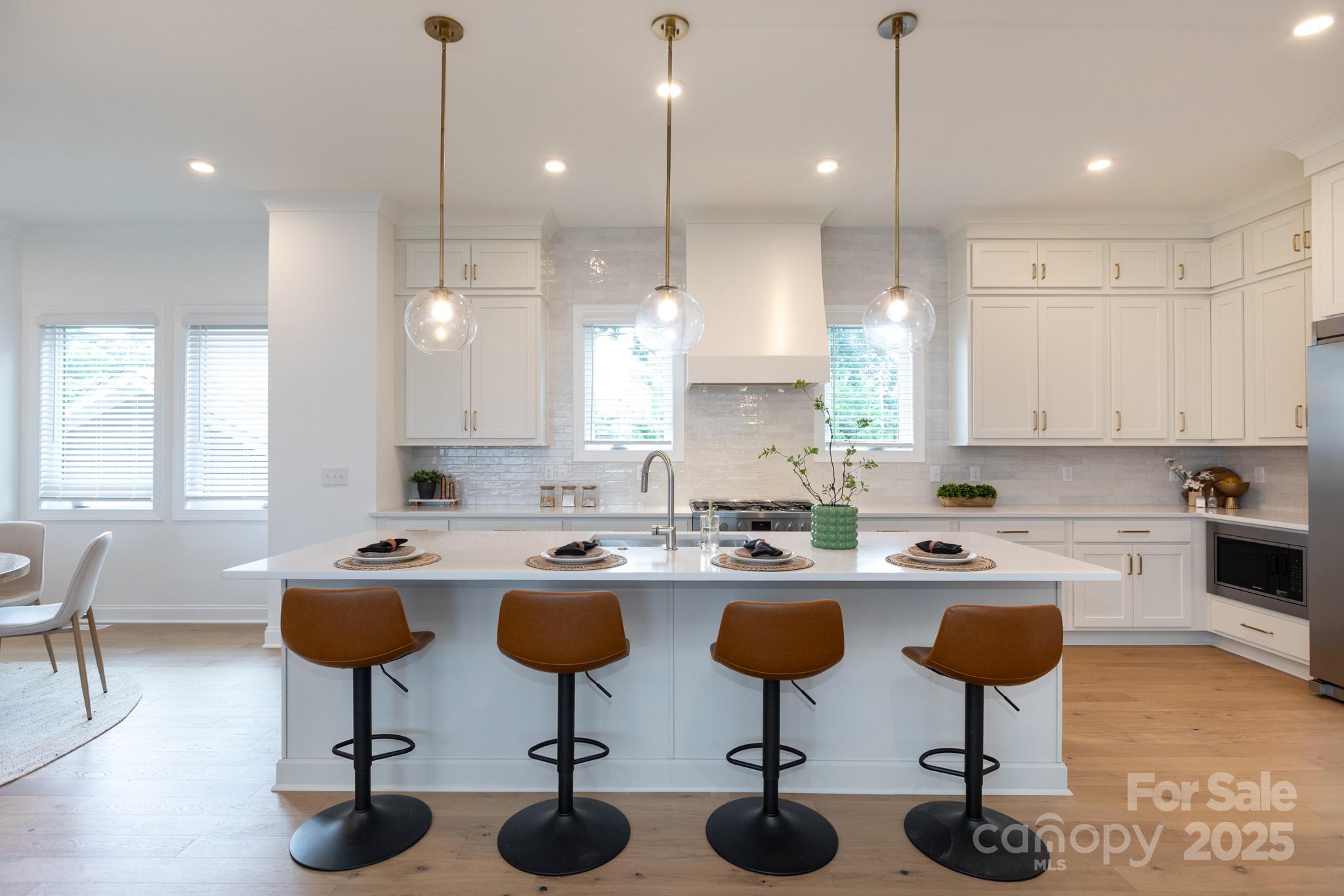 4203 Walker Road Charlotte, NC 28211 - Photo 5 of 48 Gallery Image 5