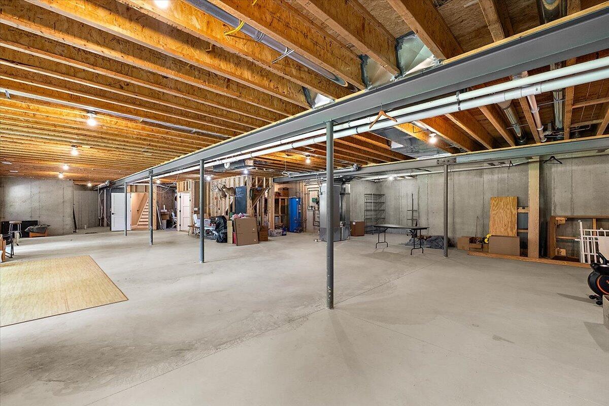 596 South Parker Road Ann Arbor, MI 48103 - Photo 48 of 80 093-596 S Parker-93