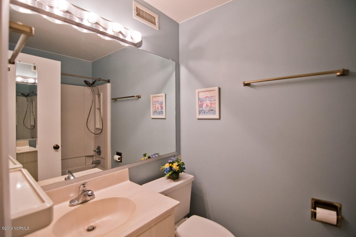 1505 Salter Path Road, Unit 128 Indian Beach, NC 28512 - Photo 9 of 21 Summer-Winds-128-Indian-Beach-NC-Vacatio