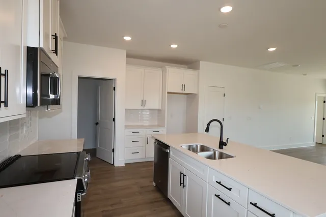 $559,990 | 557 Canal Circle, Nashville, TN 37214