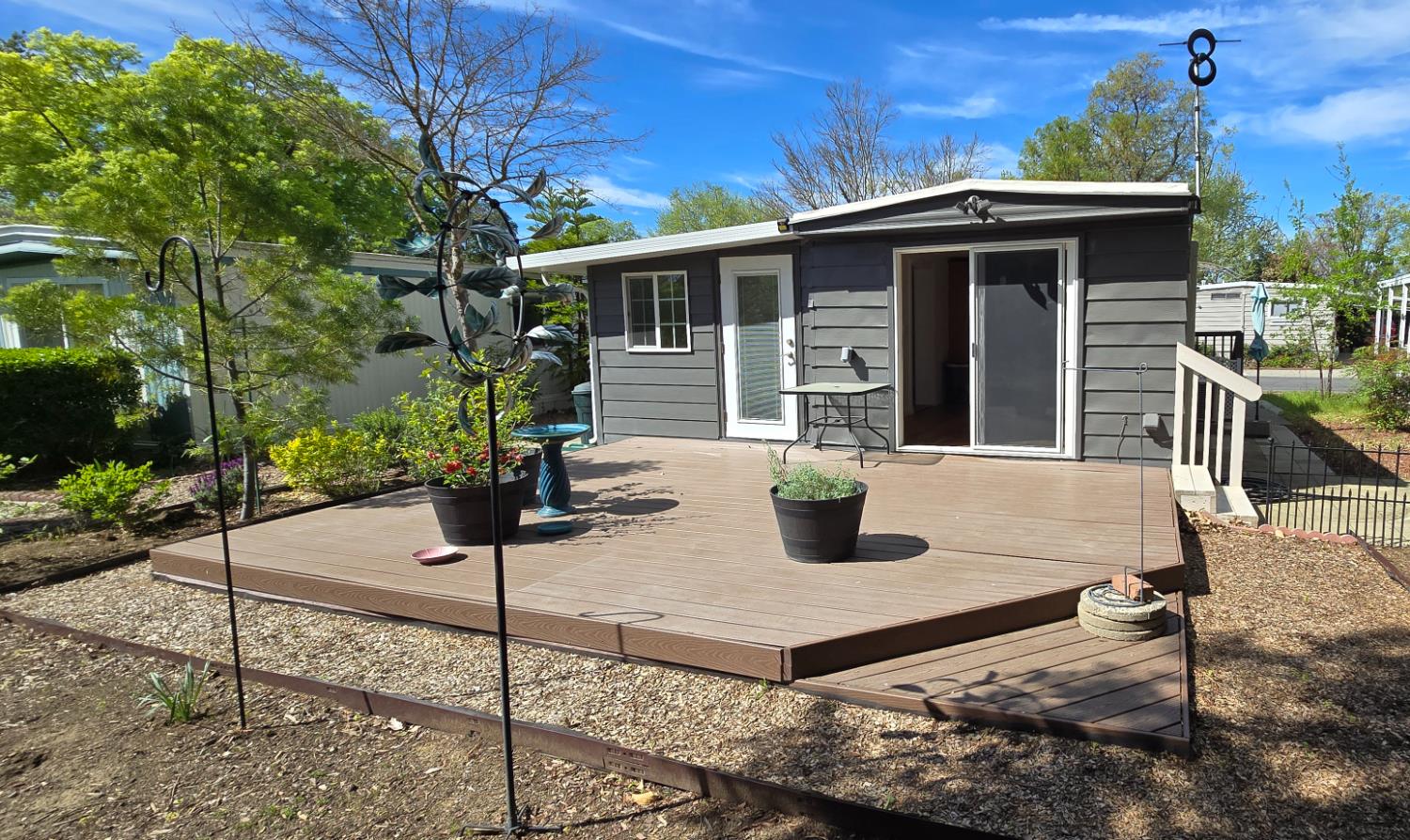 189 Full Circle Davis, CA 95618 - Photo 21 of 29 a view of a house with backyard
