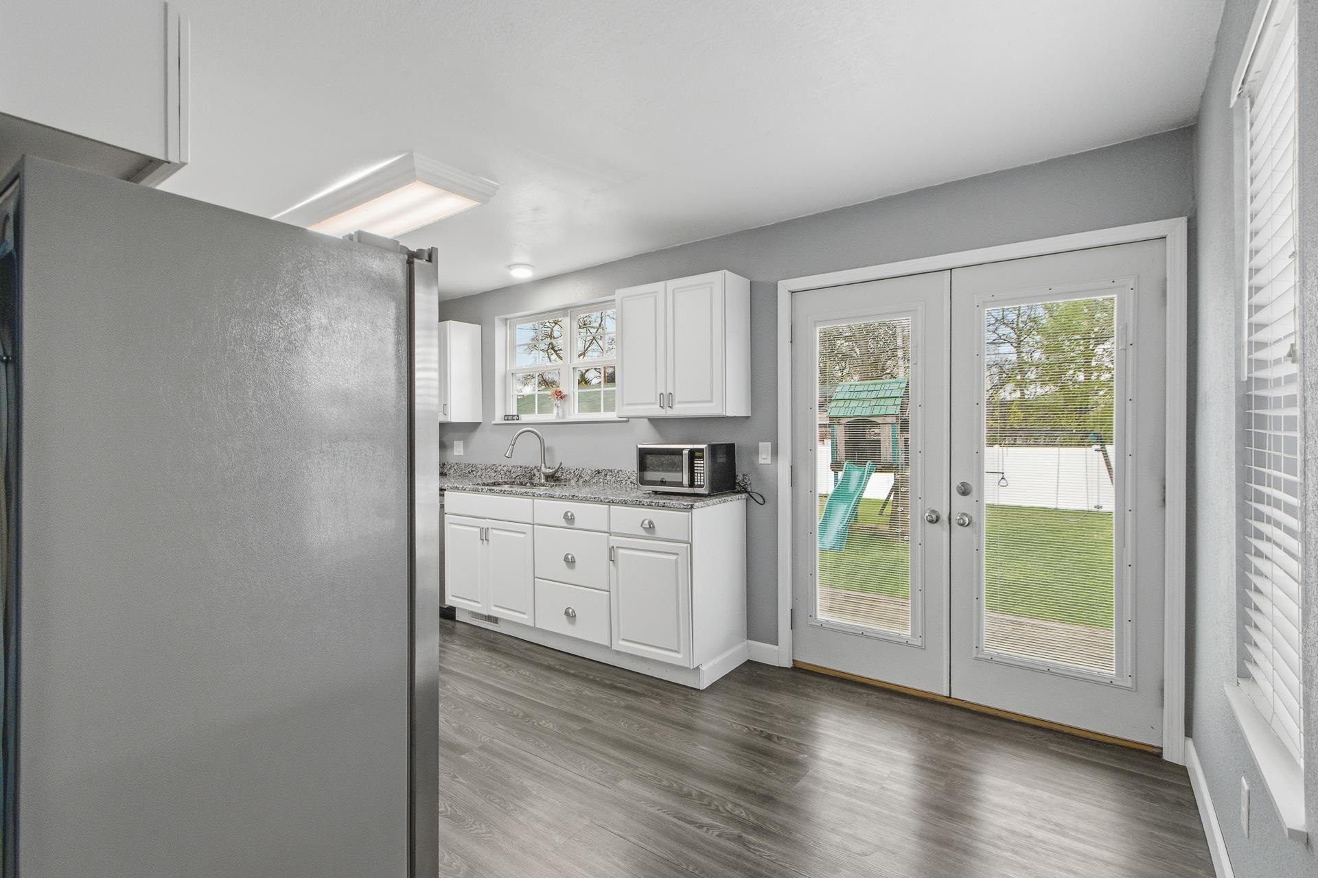 333 2nd Baraboo, WI 53913 - Photo 12 of 59